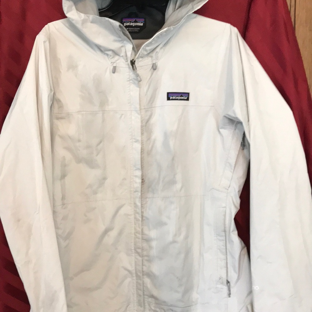 Patagonia rain jacket. Size M